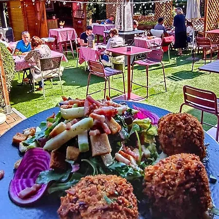 Restaurant Aux Sapins Hotell 2*